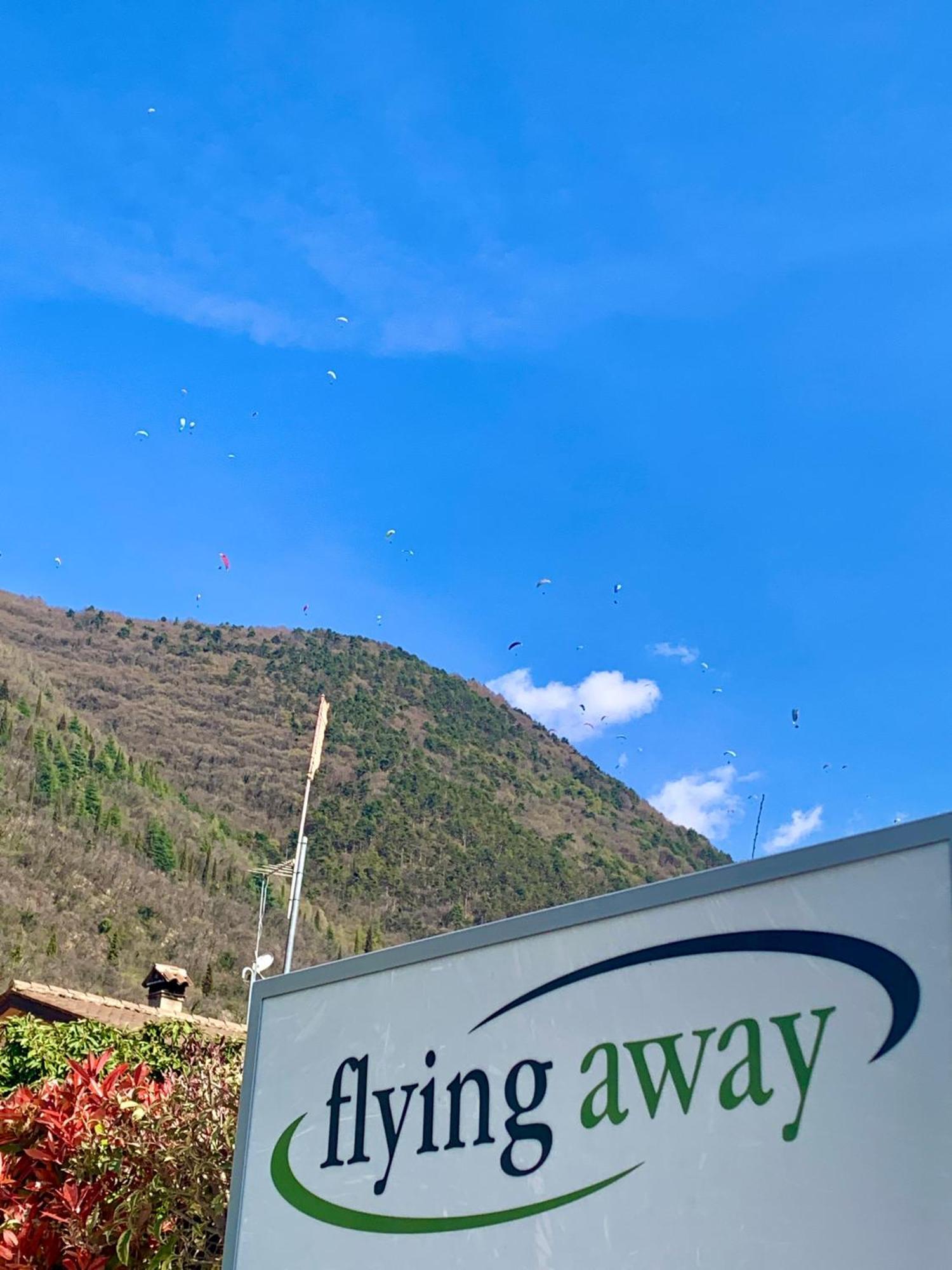 Bed and Breakfast Flyingaway Borso del Grappa Exterior foto