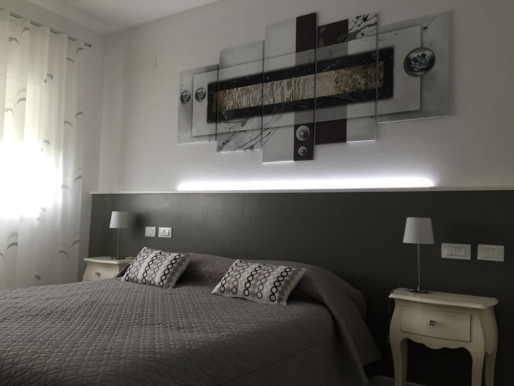 Bed and Breakfast Flyingaway Borso del Grappa Habitación foto